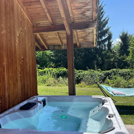 Logis Entre Et Montagnes Holiday home